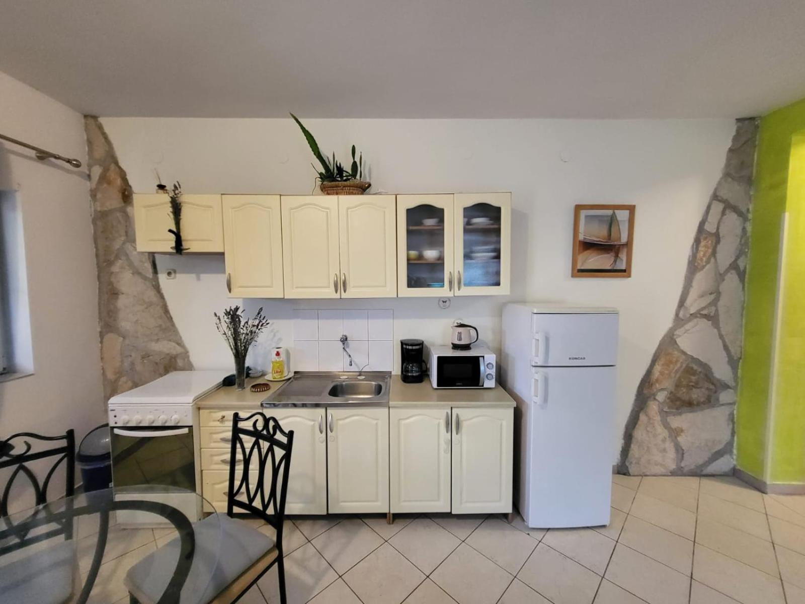 Apartments Pula With Private Parking Self Check In Екстер'єр фото