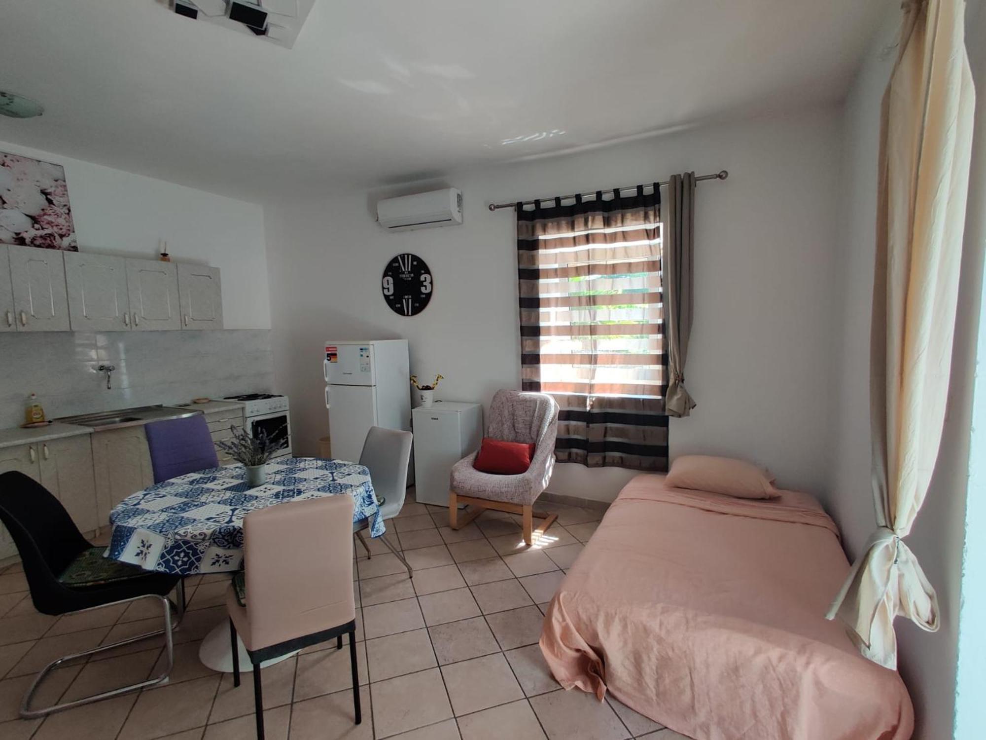 Apartments Pula With Private Parking Self Check In Екстер'єр фото